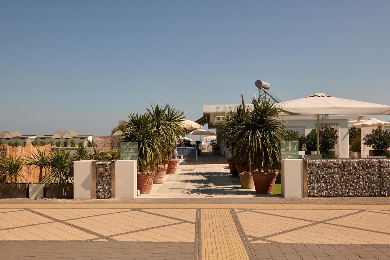 Hotel Saraceno Resort With Private Beach Milano Marittima Kültér fotó
