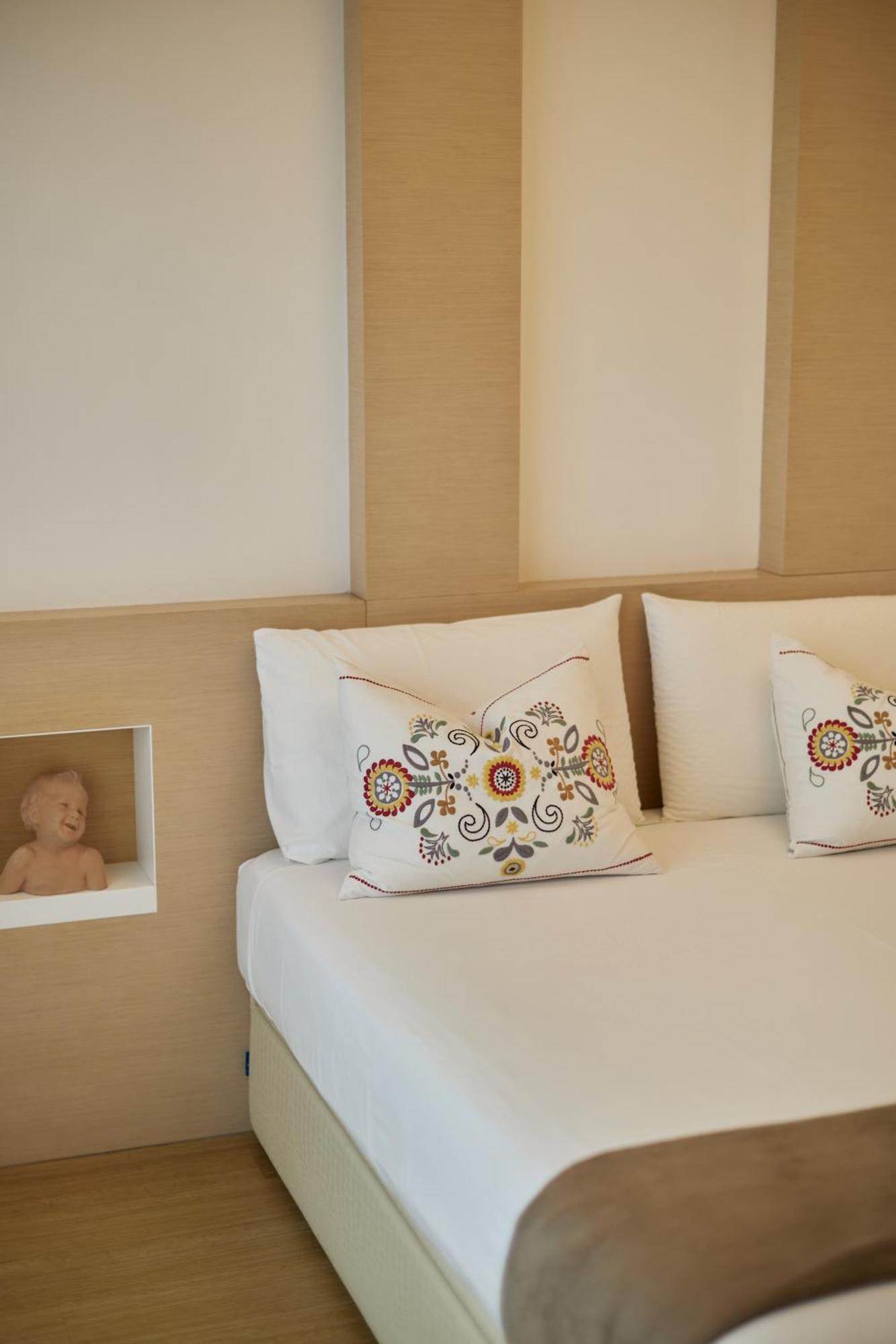 Hotel Saraceno Resort With Private Beach Milano Marittima Kültér fotó