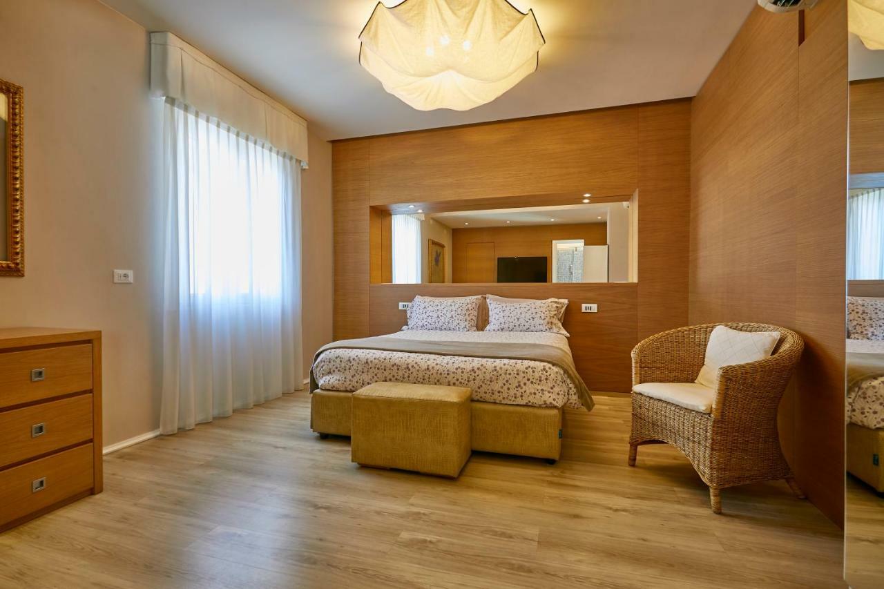 Hotel Saraceno Resort With Private Beach Milano Marittima Kültér fotó